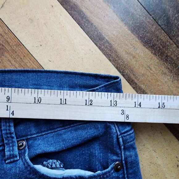 Forever 21 Medium Wash Low Rise Skinny Jeans Size 26 - Picture 6 of 16
